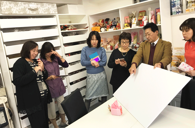 写真教室,ラッピング協会