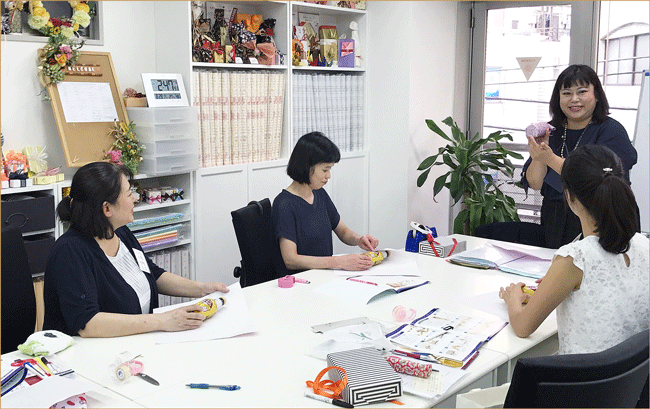 ビジネスラッピング講習風景,認定試験,ラッピング協会