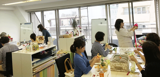 ラッピング協会の講習風景