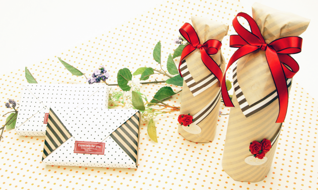 ビジネスラッピングのボルトとお菓子の包み